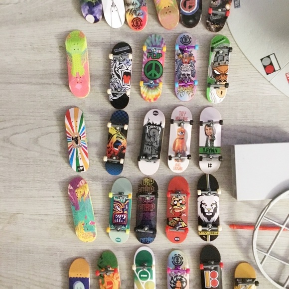 Huge Tech Deck Lot 31 SkateBoards Rails And More - Picture 2 of 11